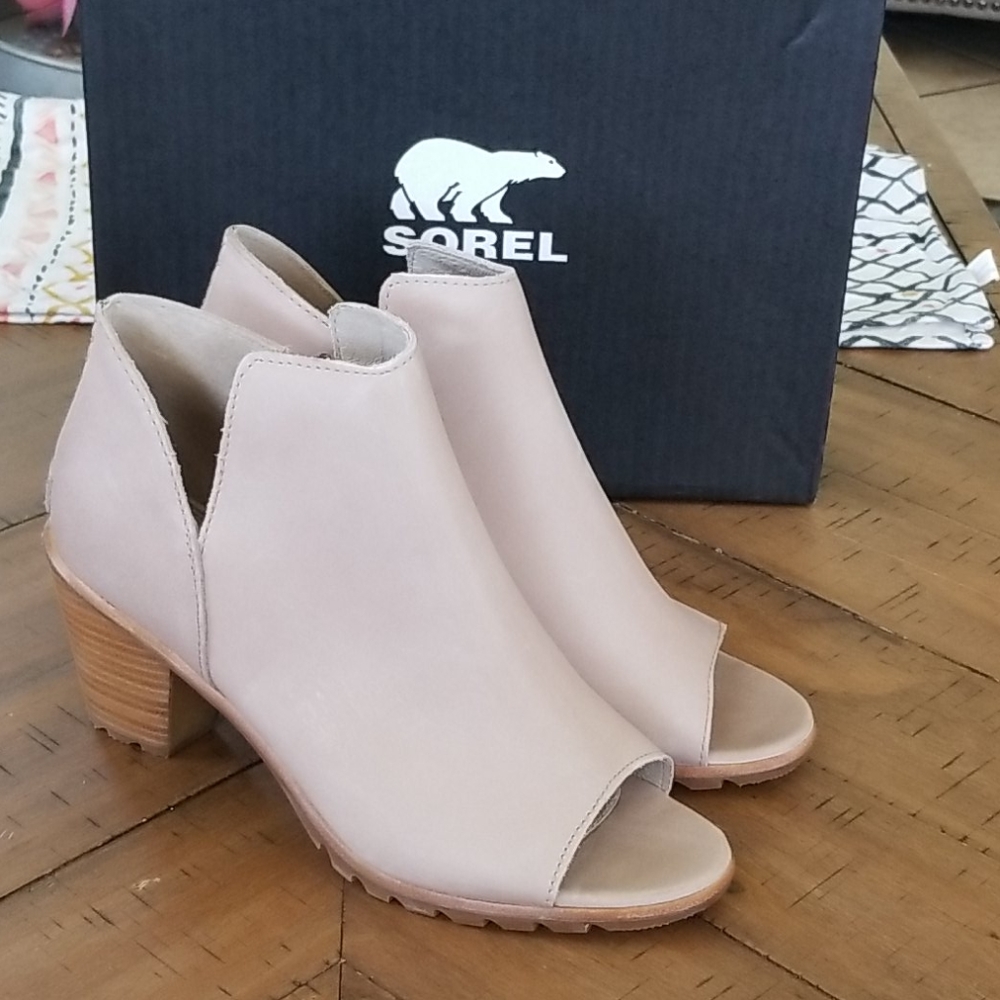 🆕️ Sorel Nadia Bootie